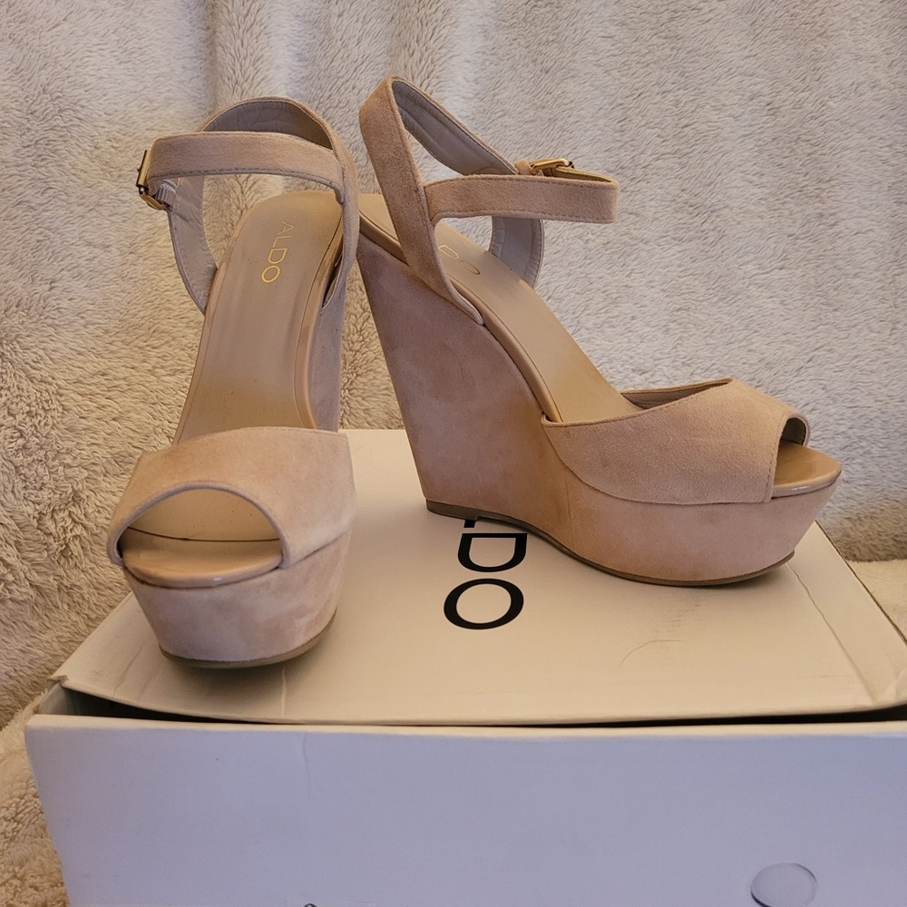 Aldo - Size 9 Beige suede platform wedge